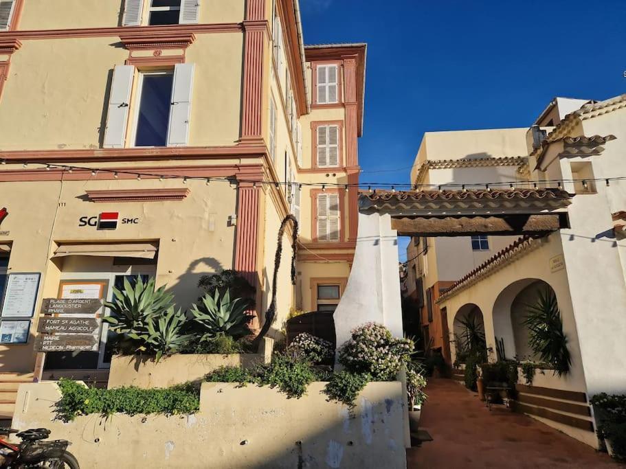 Apartment Ile De : T3 Climatise Vue *